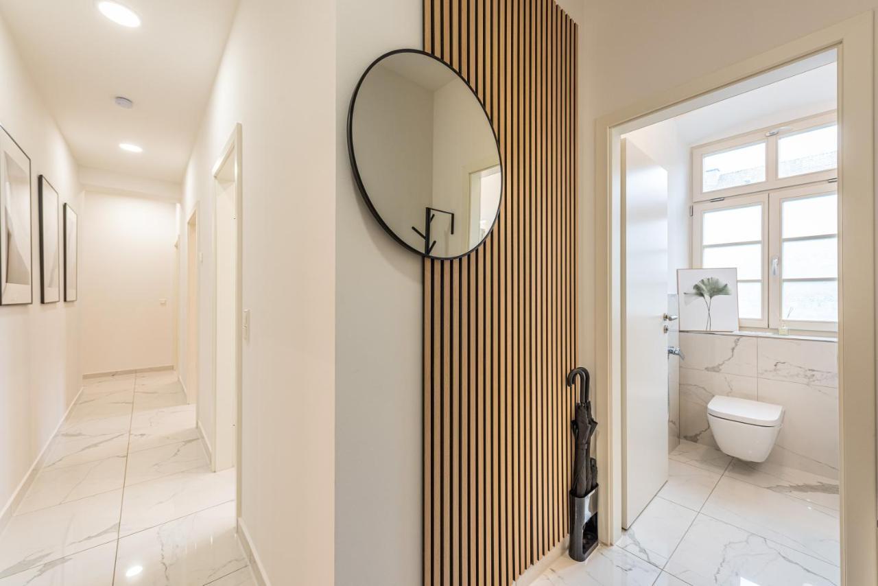 Vivid Luxury Apartment Ludwigsburg - Bluehendes Barock-Forum-Schloss-Modern Exterior foto