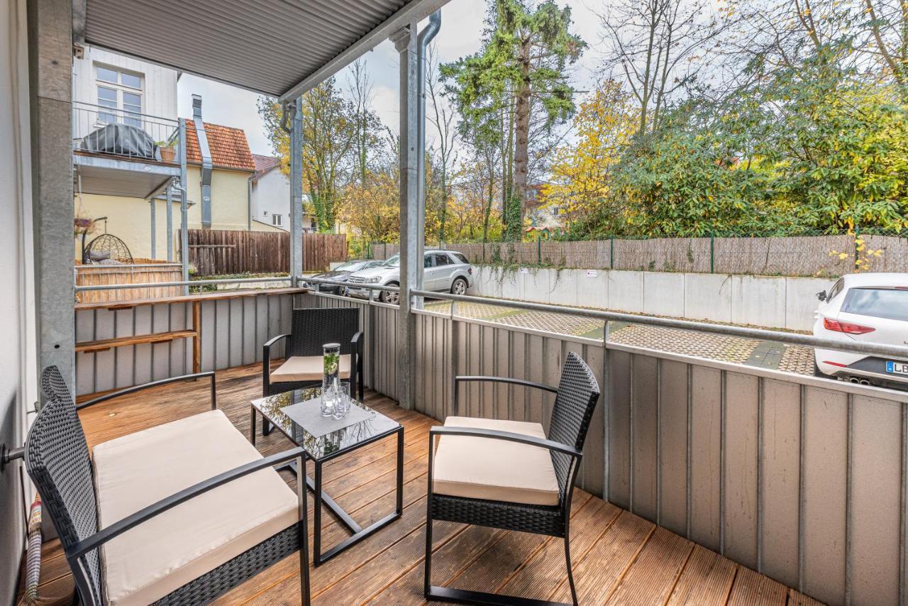 Vivid Luxury Apartment Ludwigsburg - Bluehendes Barock-Forum-Schloss-Modern Exterior foto